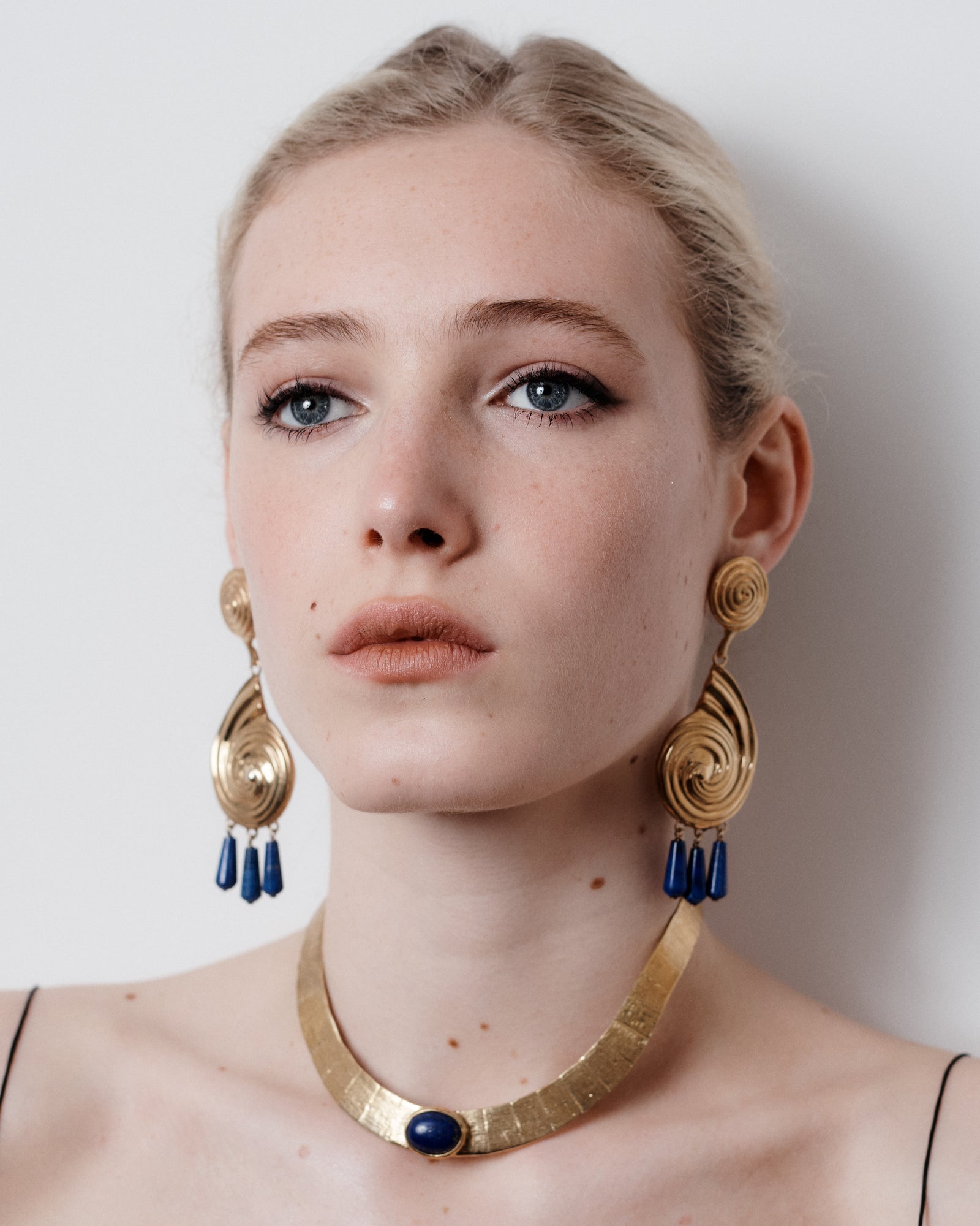 Eliza Lapis Earrings image 3