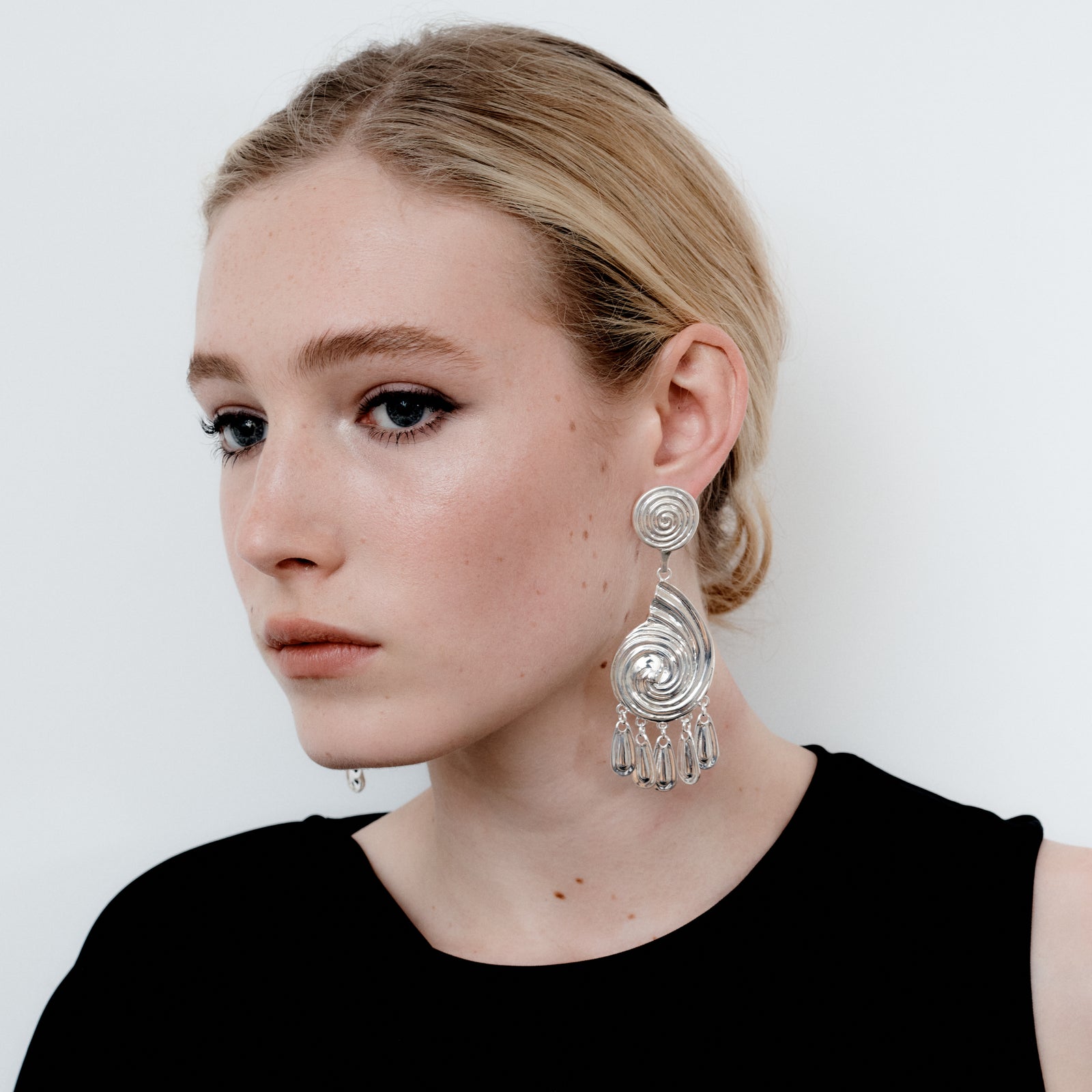 Eliza Earrings image 2