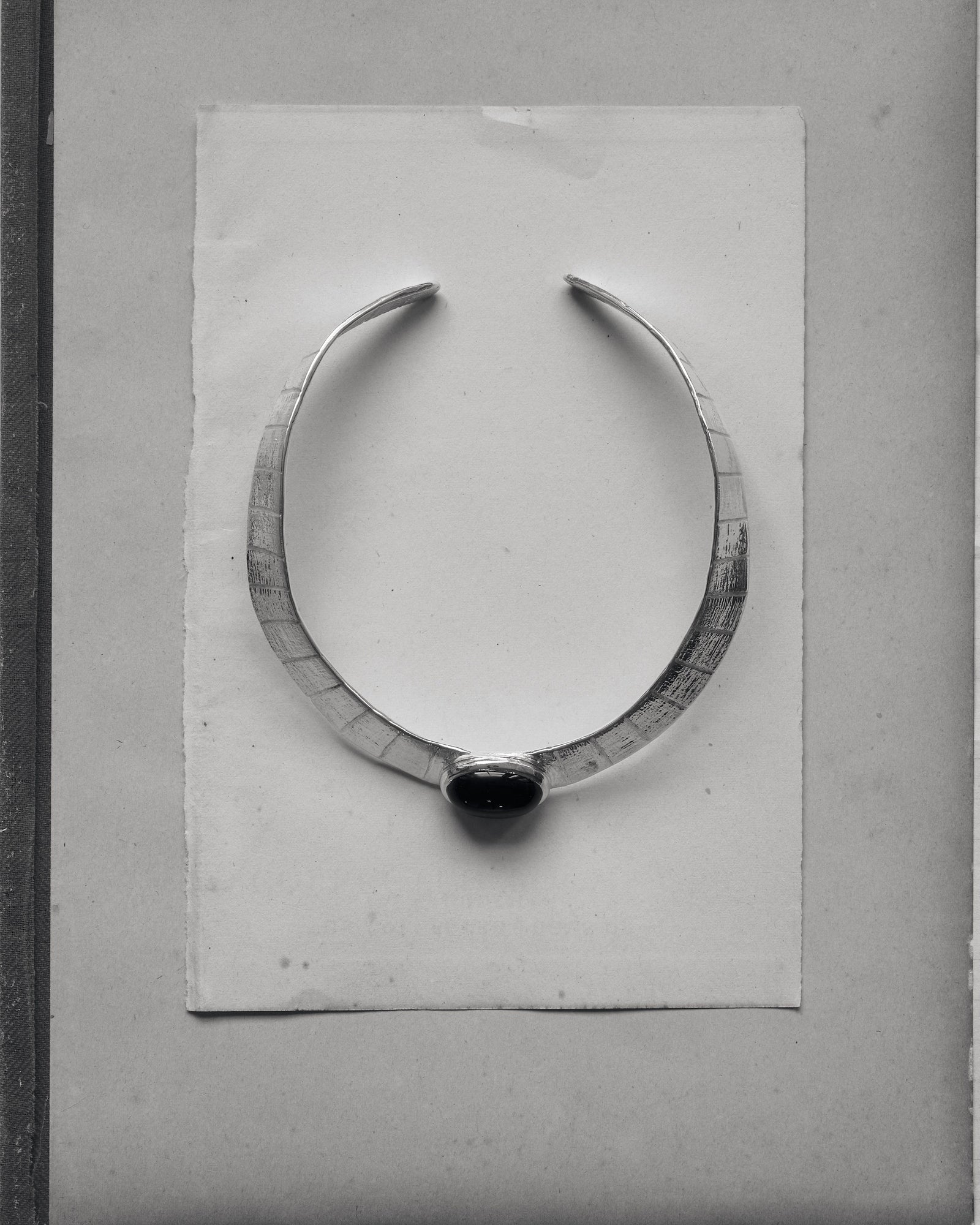 Athena Onyx Collar image 9