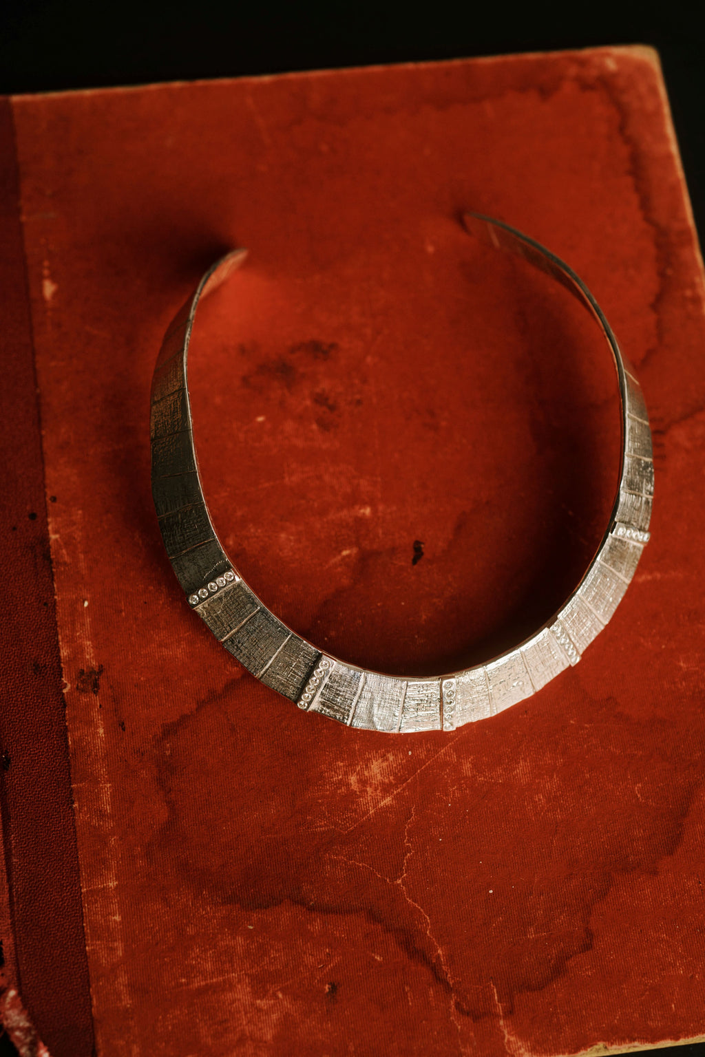 Athena Deco Collar image 7