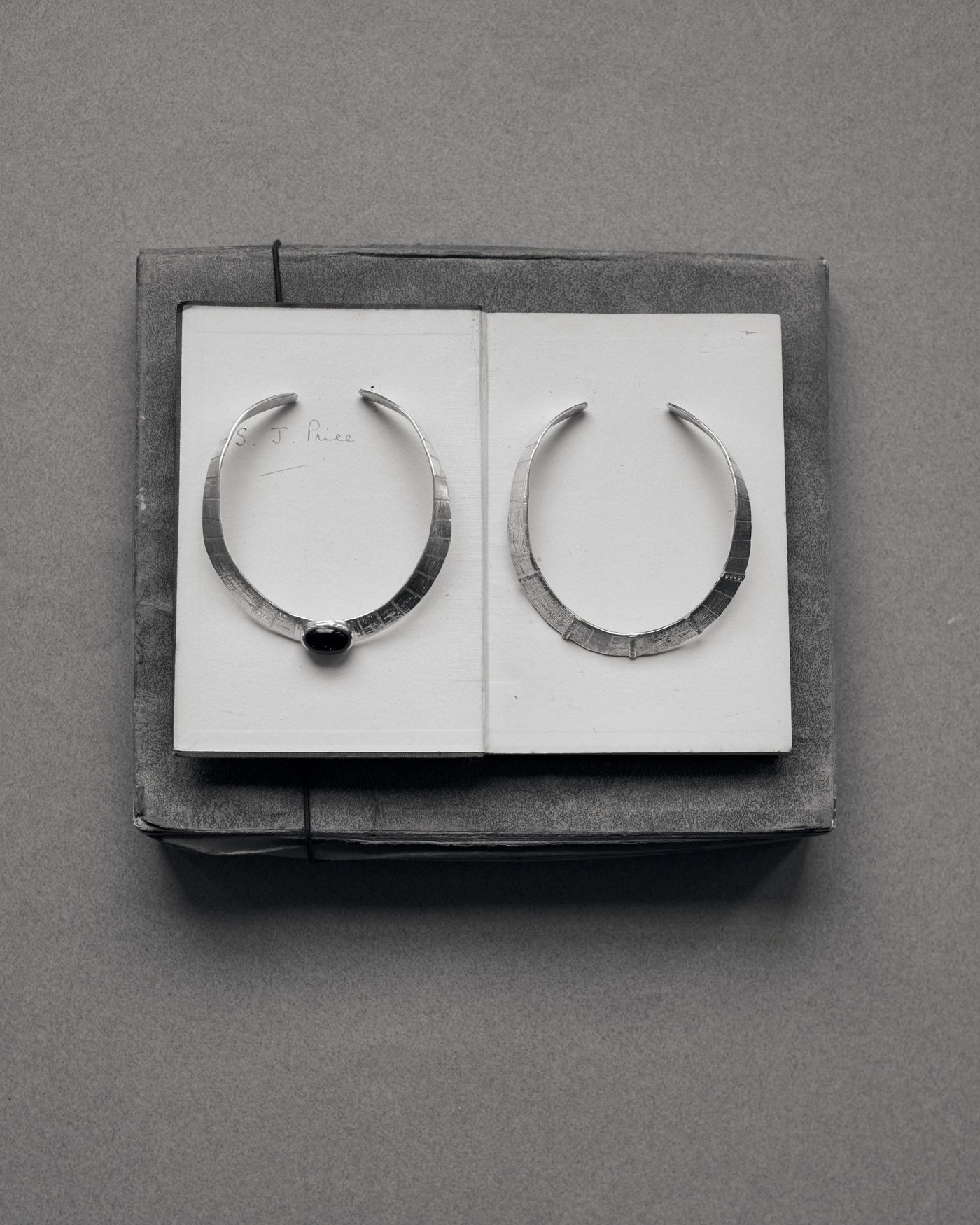 Athena Deco Collar