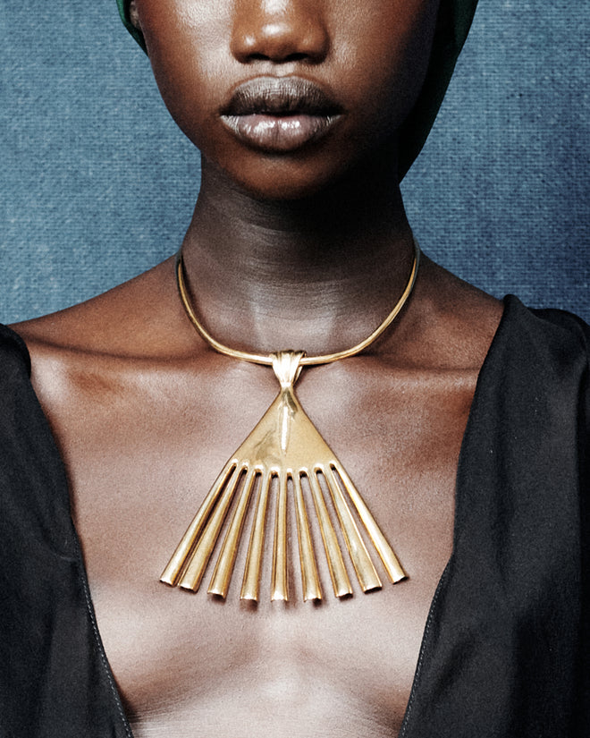 The Carolyn Fan Pendant Gold