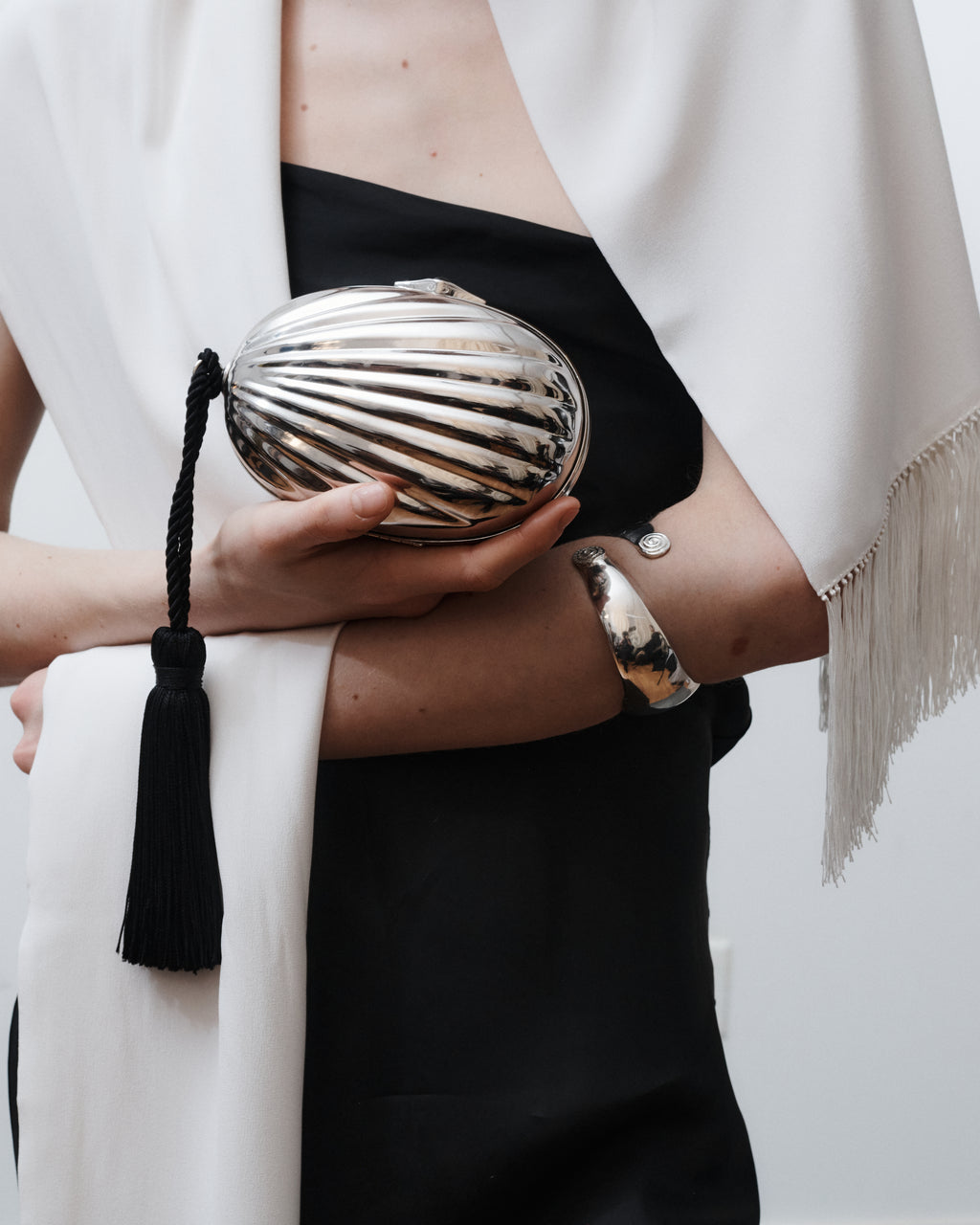 Petra Tassel Clutch image 9