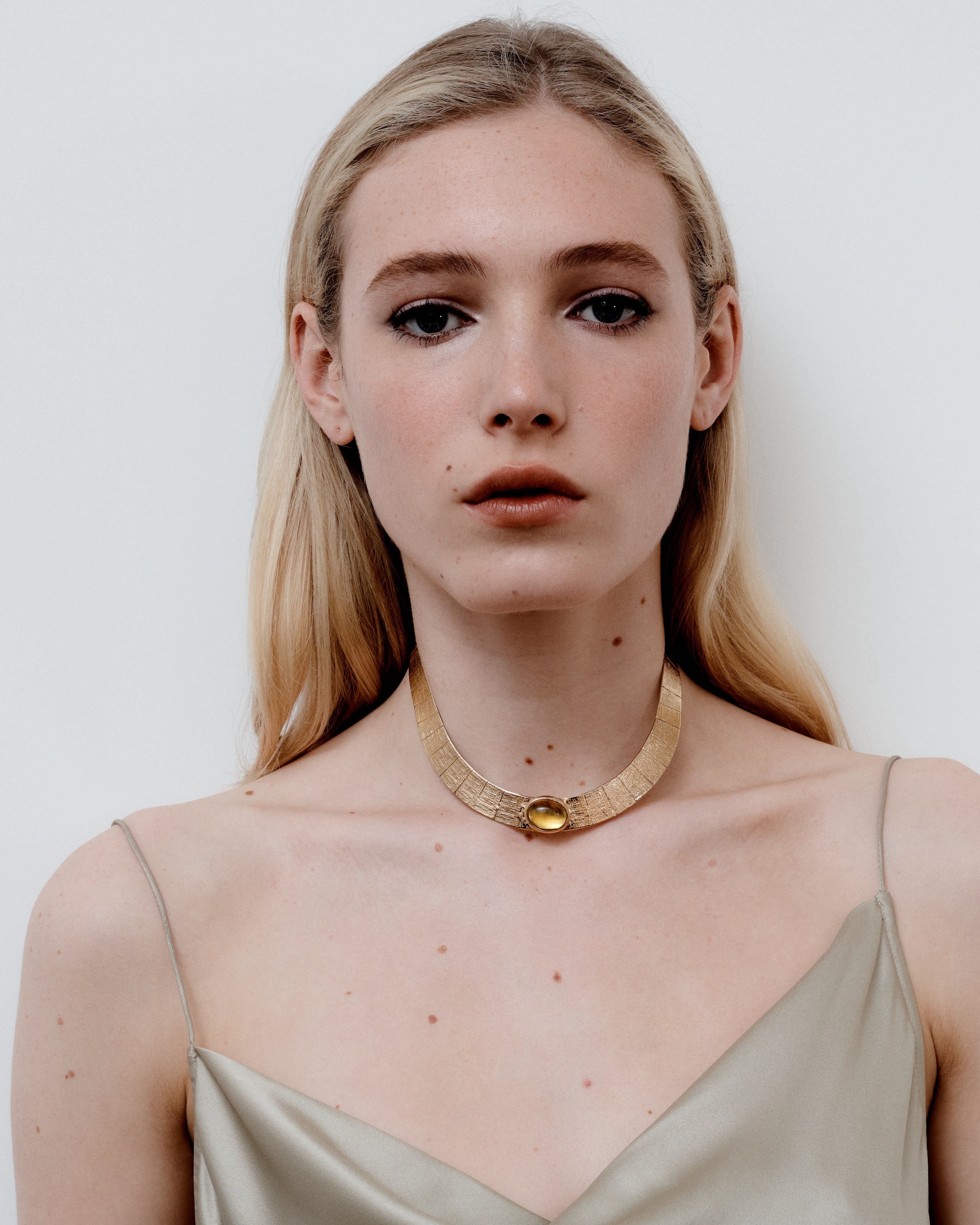 貝殻 Coluzea Juliae Athena Citrine Collar - JUJU VERA