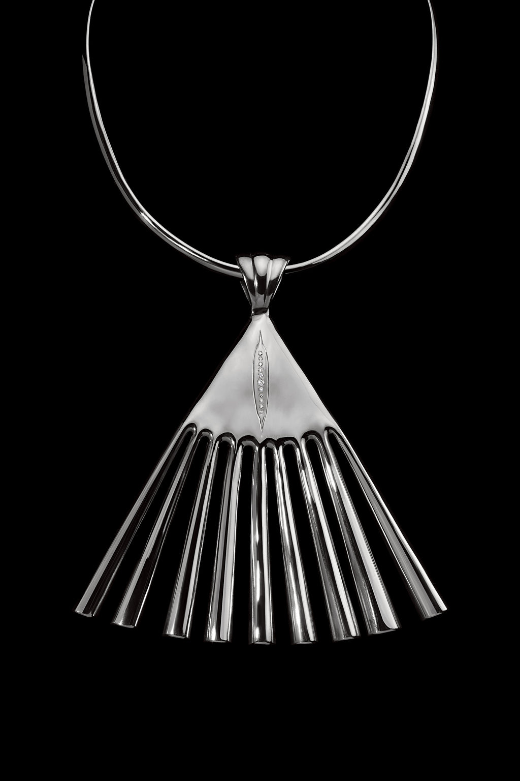 The Carolyn Fan Pendant image 3