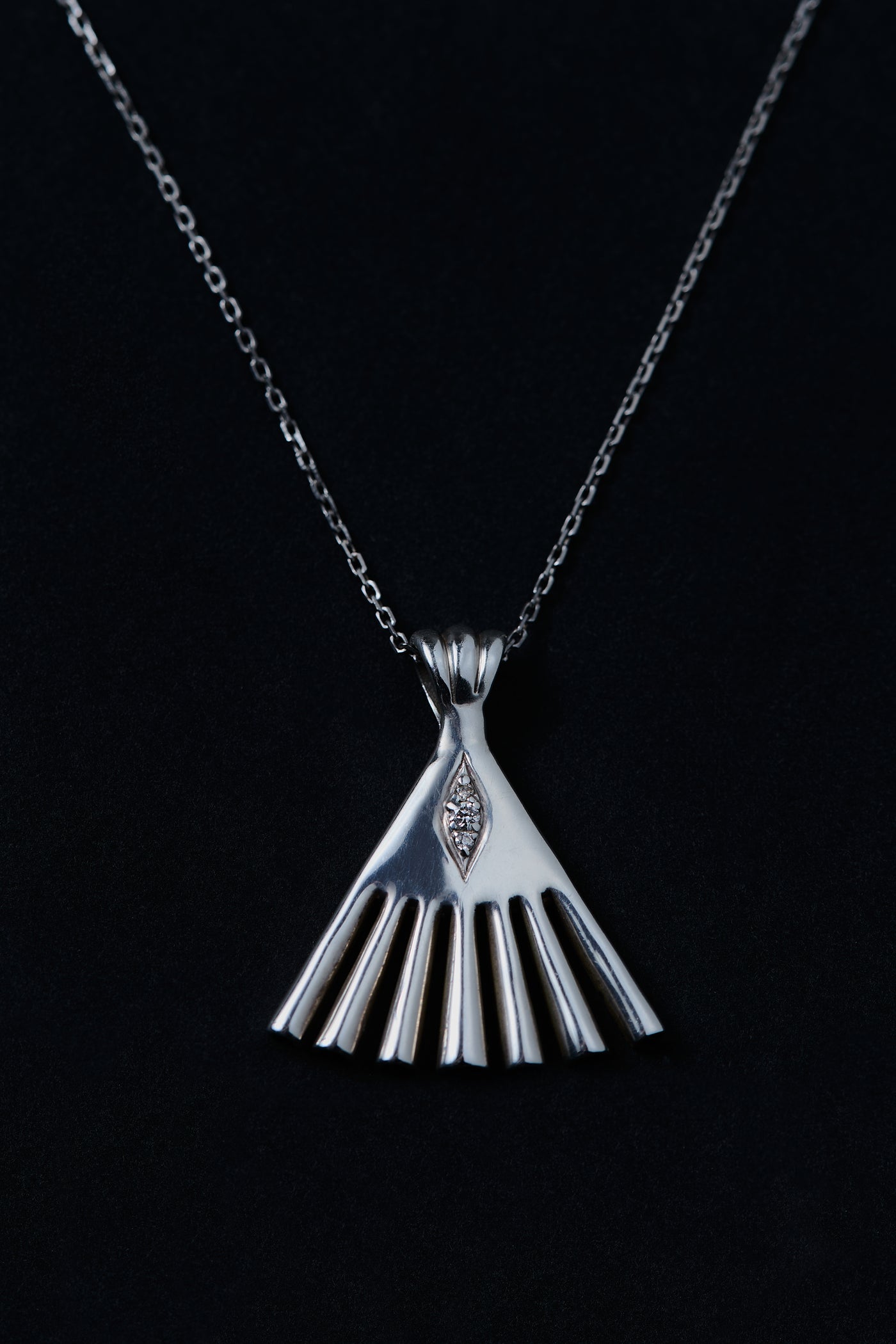 The Carolyn Fan Pendant Silver